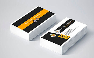 Дизайн двухсторонних визиток с широкими черно-оранжевыми полосами