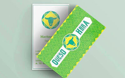 Необычный дизайн визиток с символом буйвола на зеленом фоне с графикой